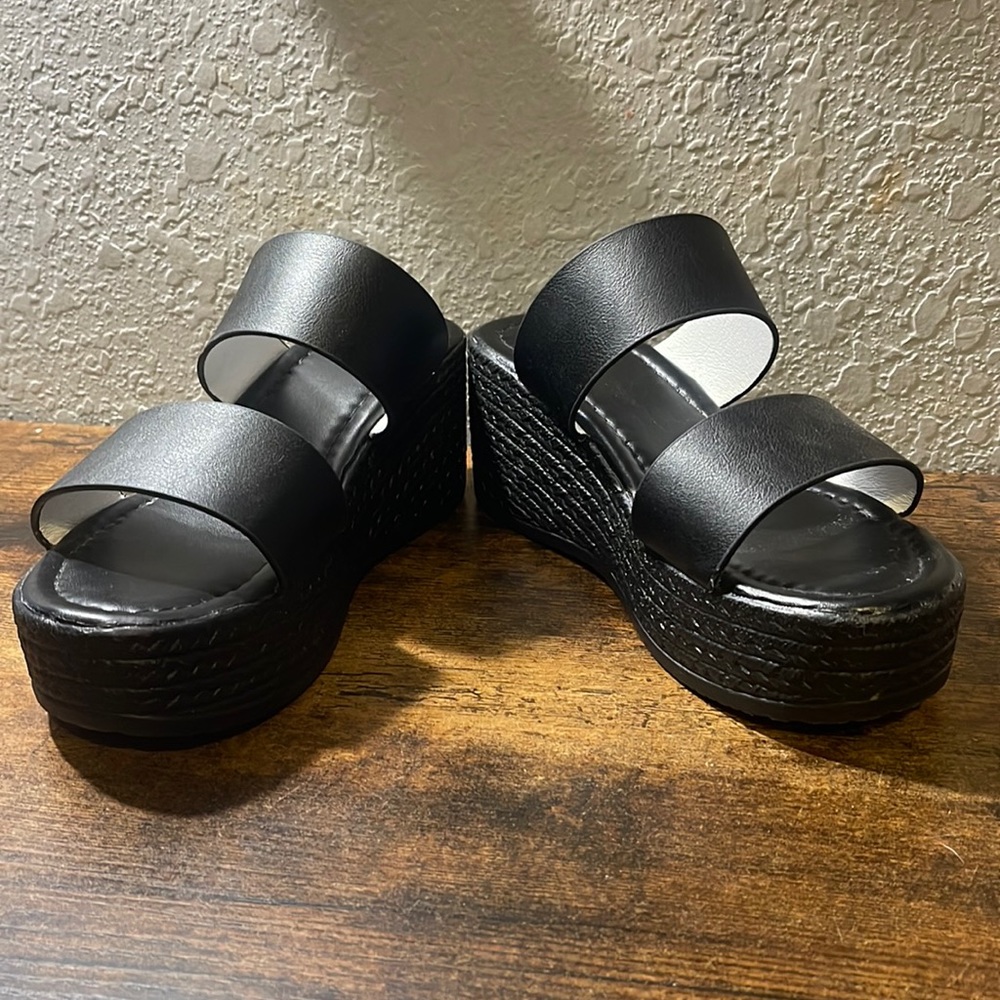 SHEIN platform sandals size 37/ 7.5